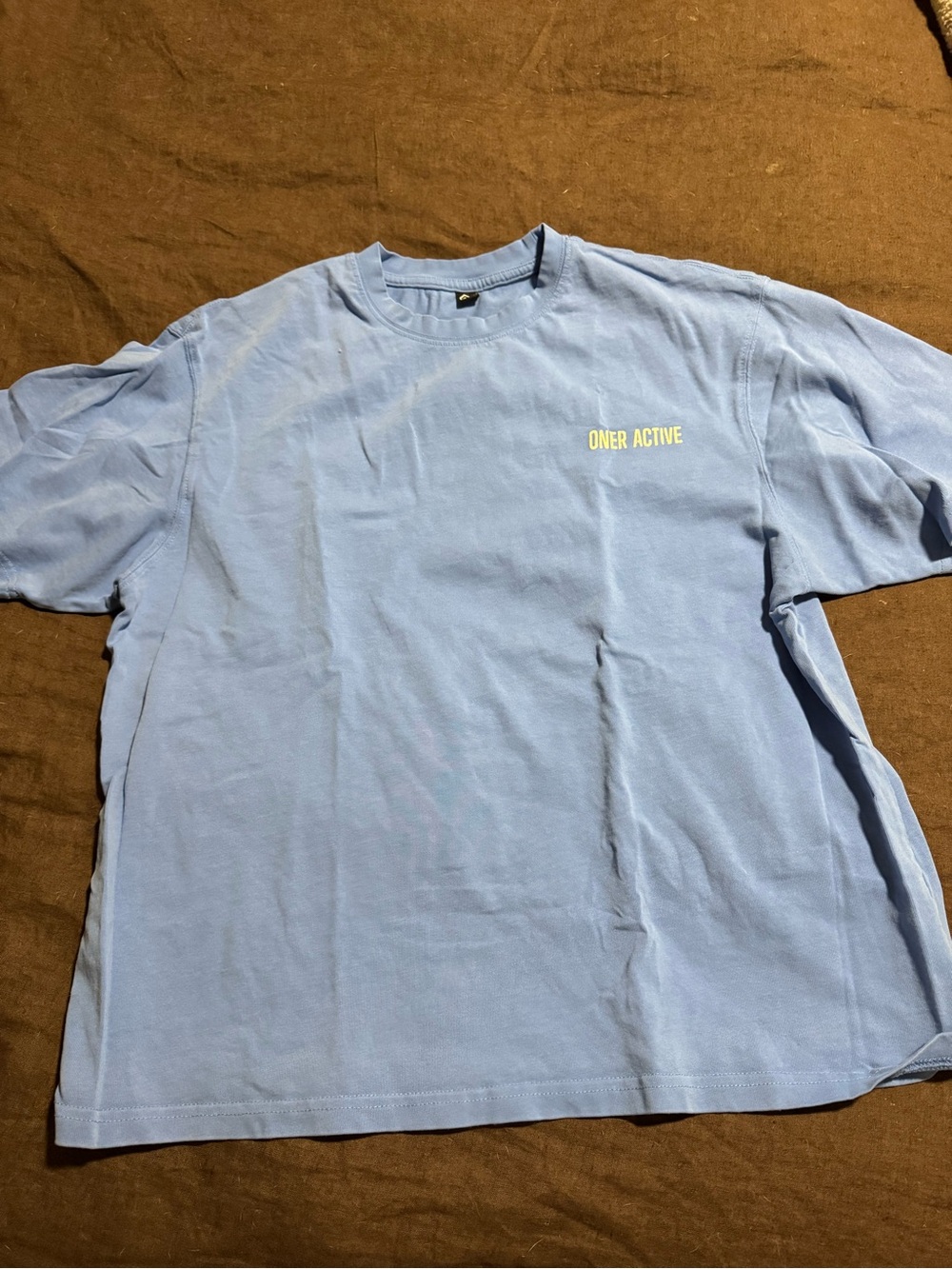 ONER ACTIVE Women’s Light Blue Graphic Tee